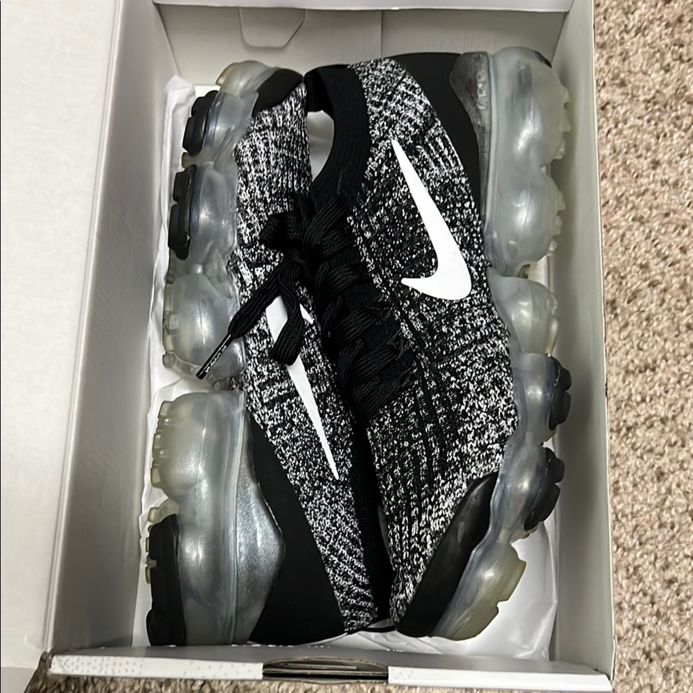 Nike Black and White Air VaporMax Flyknit Sneakers